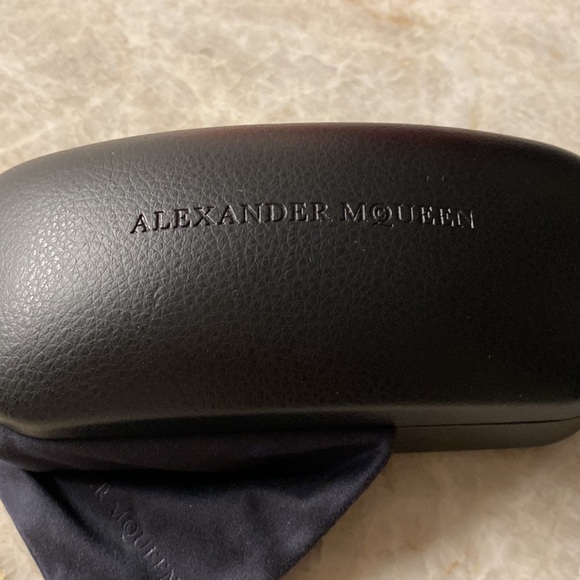 ALEXANDER MCQUEEN WOMENS SUNGLASSES GOLD AND BROWN! Worn once, made in Italy! - Picture 12 of 14